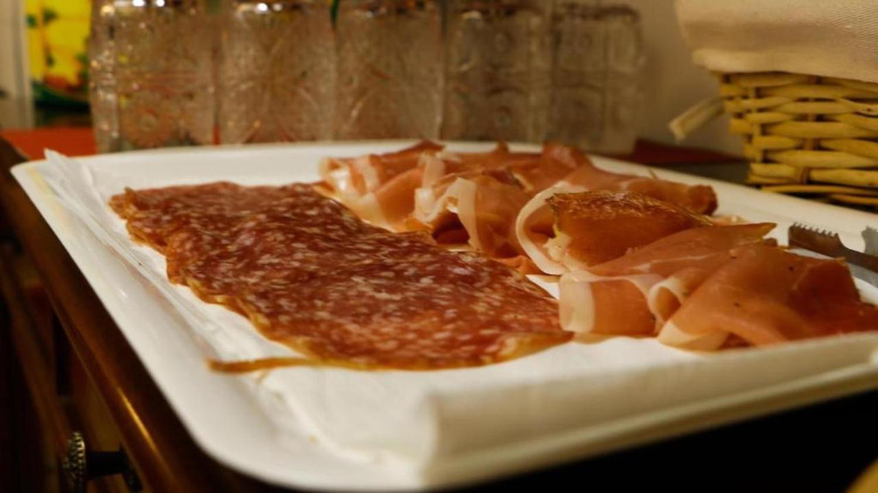 Bq House Castello Luxury Bed and breakfast 2*